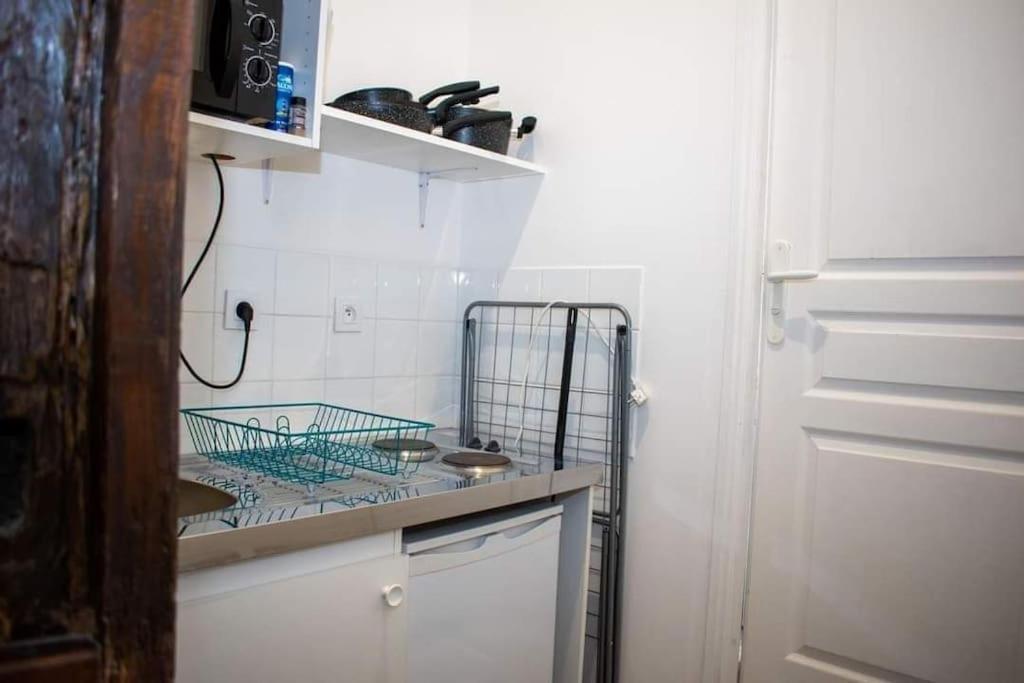 Studio Charmant Confortable Tv Centre Ville Лувие Екстериор снимка