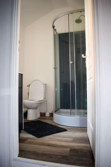 Studio Charmant Confortable Tv Centre Ville Лувие Екстериор снимка